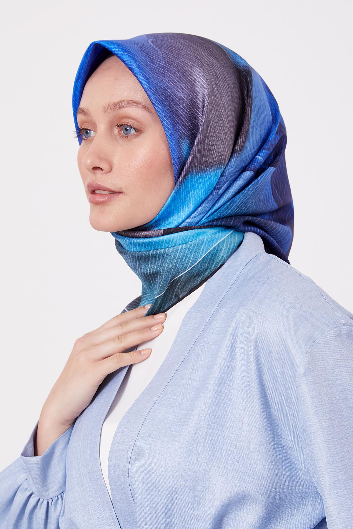 K.Lacivert Ebruli Desen Twill İpek Eşarp