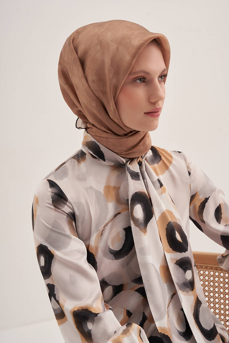 Fırça Desenli Aker İpek Krep Saten Eşarp